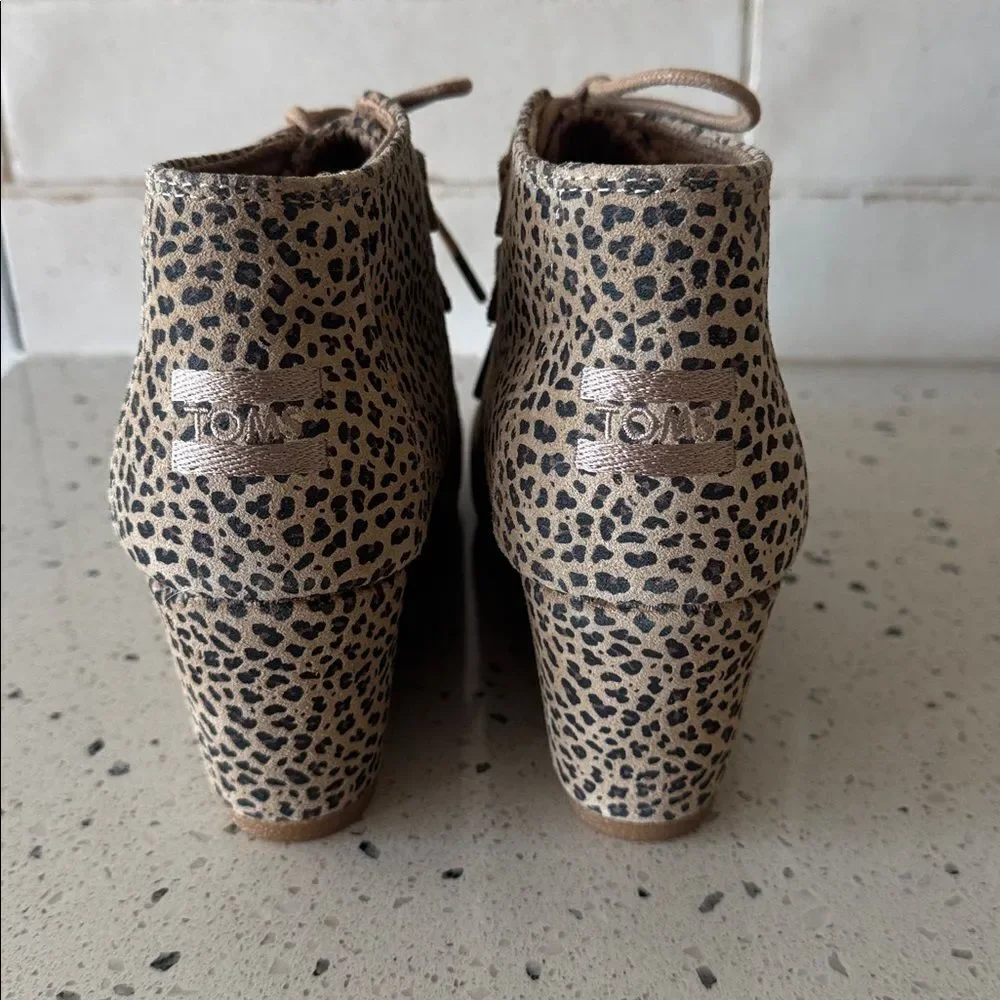Toms KALA Tan Black Mini Cheetah Animal Print Suede Wedge Ankle Bootie Size 8.5